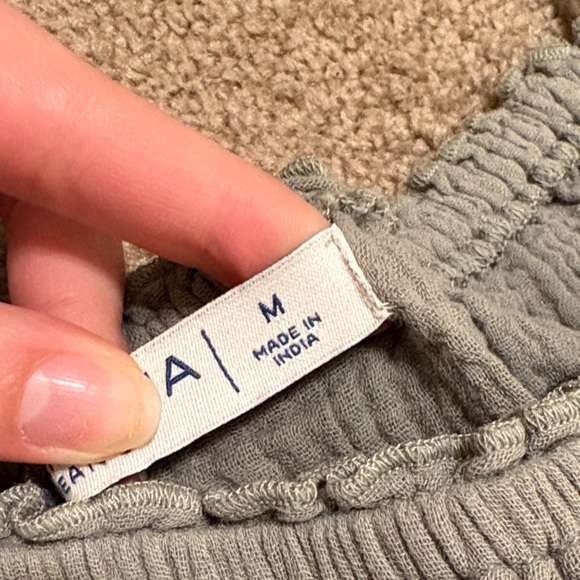 Elegant Sage Camisole Top - Picture 3 of 4